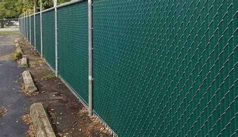 Afbeeldingsresultaten voor Installing Privacy Screen On Chain Link