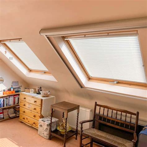 Fit VELUX Window Blinds に対する画像結果