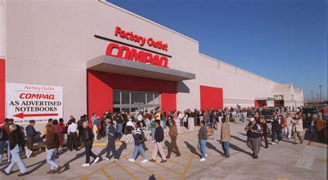 Compaq Computer Company Commercials に対する画像結果