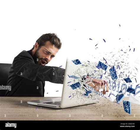 Toradh íomhá ar Angry Breaking Computer