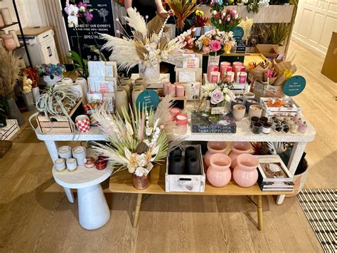 Merchandising Display Ideas に対する画像結果