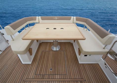 Marine Table Top に対する画像結果