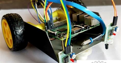 Toradh íomhá ar Robot Using Raspberry Pi for Eduction