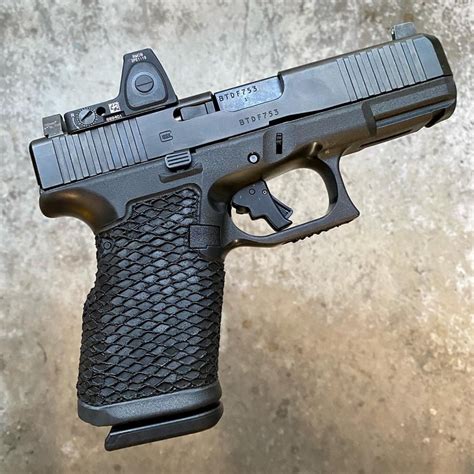 Afbeeldingsresultaten voor Glock 22 Grip Modification