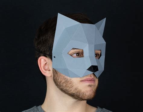 Low Poly Masquerade Mask Pattern എന്നതിനുള്ള ഇമേജ് ഫലം