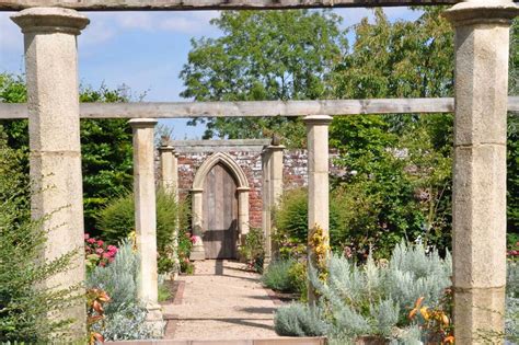 Octagonal Column に対する画像結果