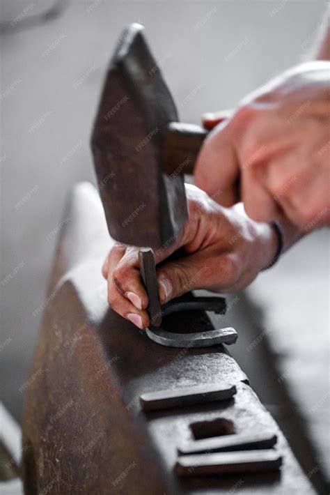 Hammering Sheet Metal に対する画像結果