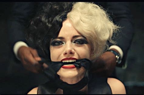 Emma Stone Gorilla 2021 Movies に対する画像結果