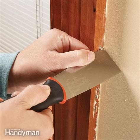 How to Remove Old Paint From Wood Trim に対する画像結果