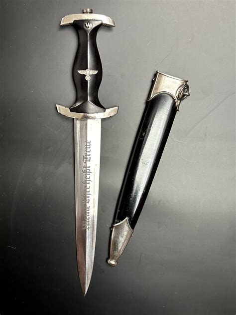 SS Dagger Line Drawing に対する画像結果