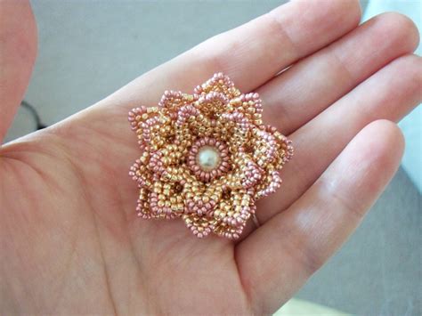 Toradh íomhá ar Simple Beaded Flowers