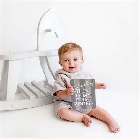 Afbeeldingsresultaten voor Baby Milestone Cards