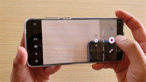 Back vs Front Camera On Android に対する画像結果