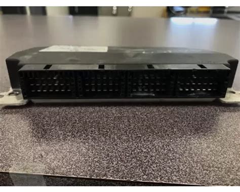 Volvo VNL Light Control Module-க்கான படிம முடிவு