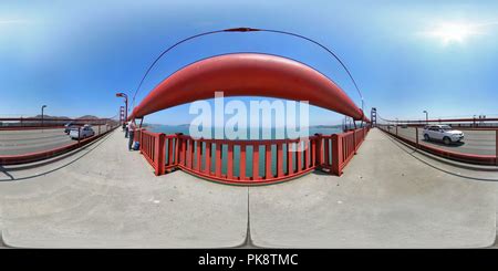 Toradh íomhá ar Golden Gate Bridge View From the Baseball Stadium