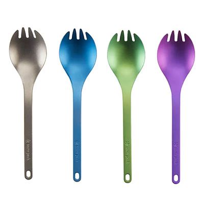 Toradh íomhá ar Camping in Snow