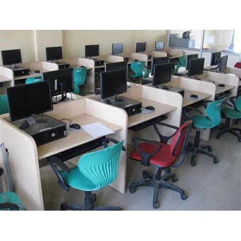 Computer Lab Furniture に対する画像結果