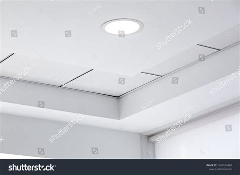 White Multi-Level Ceiling に対する画像結果