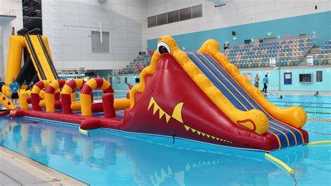 Toradh íomhá ar Inflatable Pool Obstacle Course