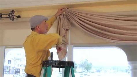 How to Install a Curtain and Valance に対する画像結果