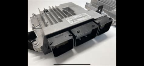 Ford Powertrain Control Module に対する画像結果