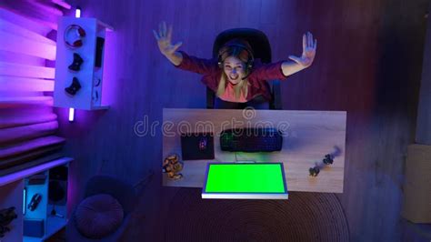 Image result for PC Addvertising Girl Image