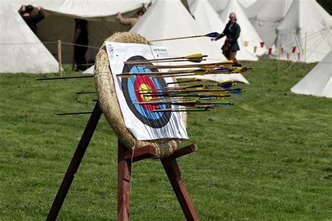 Longbow Shooting Lesson に対する画像結果