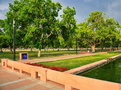 Toradh íomhá ar Central Vista Project Ariel View