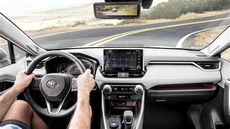 Toradh íomhá ar Toyota Dynamic Torque Control AWD