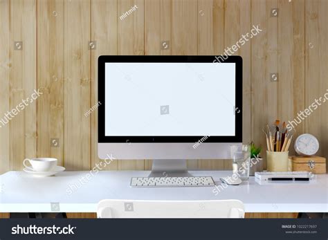 Afbeeldingsresultaten voor Computer Desktop Front View Pic