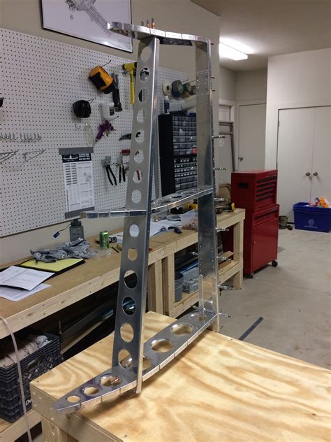 Vertical Stabilizer Plate に対する画像結果
