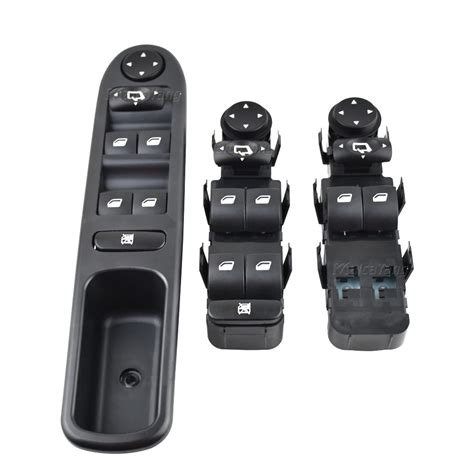 Toradh íomhá ar Control Panel with Master Switch