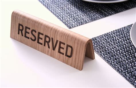 Toradh íomhá ar Reserved Table Design Layout