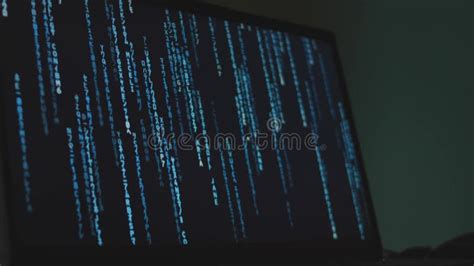 Toradh íomhá ar Close Up Matrix Code Screen