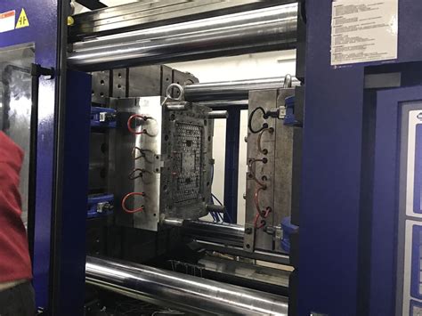 Toradh íomhá ar Injection Compression Molding