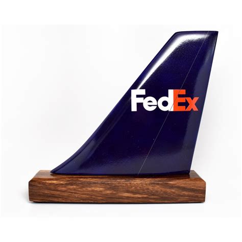 Toradh íomhá ar FedEx Tail Sticker