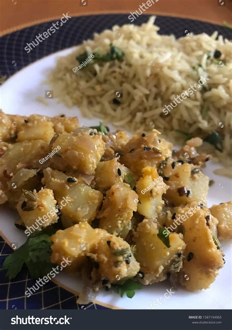 Aloo Posto Bengali Dish Indian Food Stock Photo 1587194965 | Shutterstock