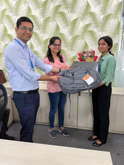 Afbeeldingsresultaten voor Forvia Training Program