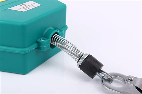 STCW Rated Safety Line Retractable に対する画像結果