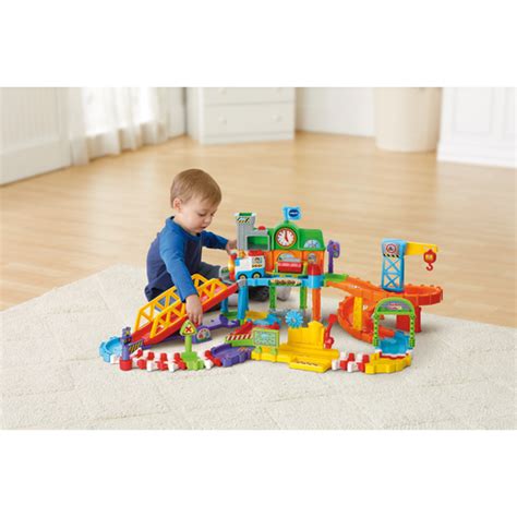 Toradh íomhá ar Toot Toot Drivers Entertainer