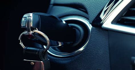 Chevy Key FOB How to Change Battery に対する画像結果