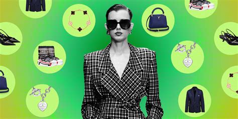 Popular Status Symbols, According to People at New York Fashion Week ...