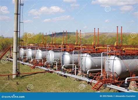 Toradh íomhá ar Gas Pipe Storage Yard