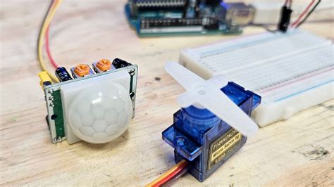 Image result for PIR Sensor in Arduino Kit