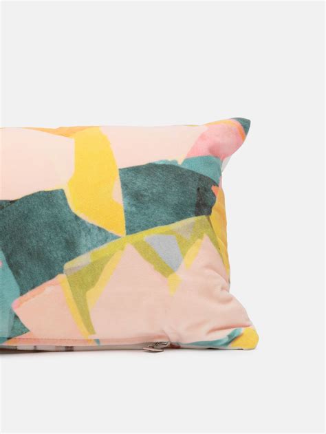 Make Your Own Body Pillow-साठीचा प्रतिमा निकाल