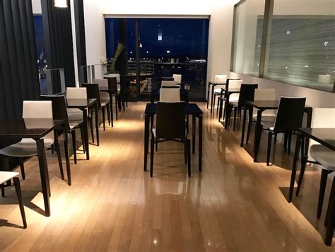 Ana First Class Lounge Narita に対する画像結果
