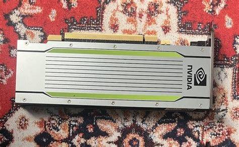Toradh íomhá ar Accelerator Card NVIDIA OAM