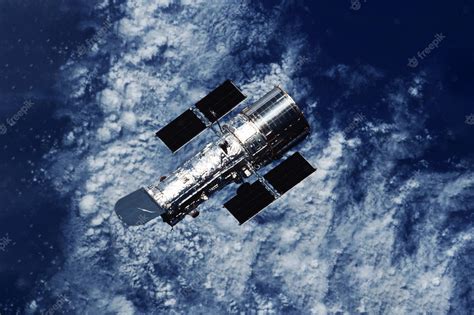 Hubble View of Earth に対する画像結果