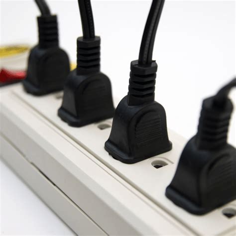 What S A Plug に対する画像結果