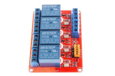 Toradh íomhá ar 4 Relay Module High Low Level Trigger